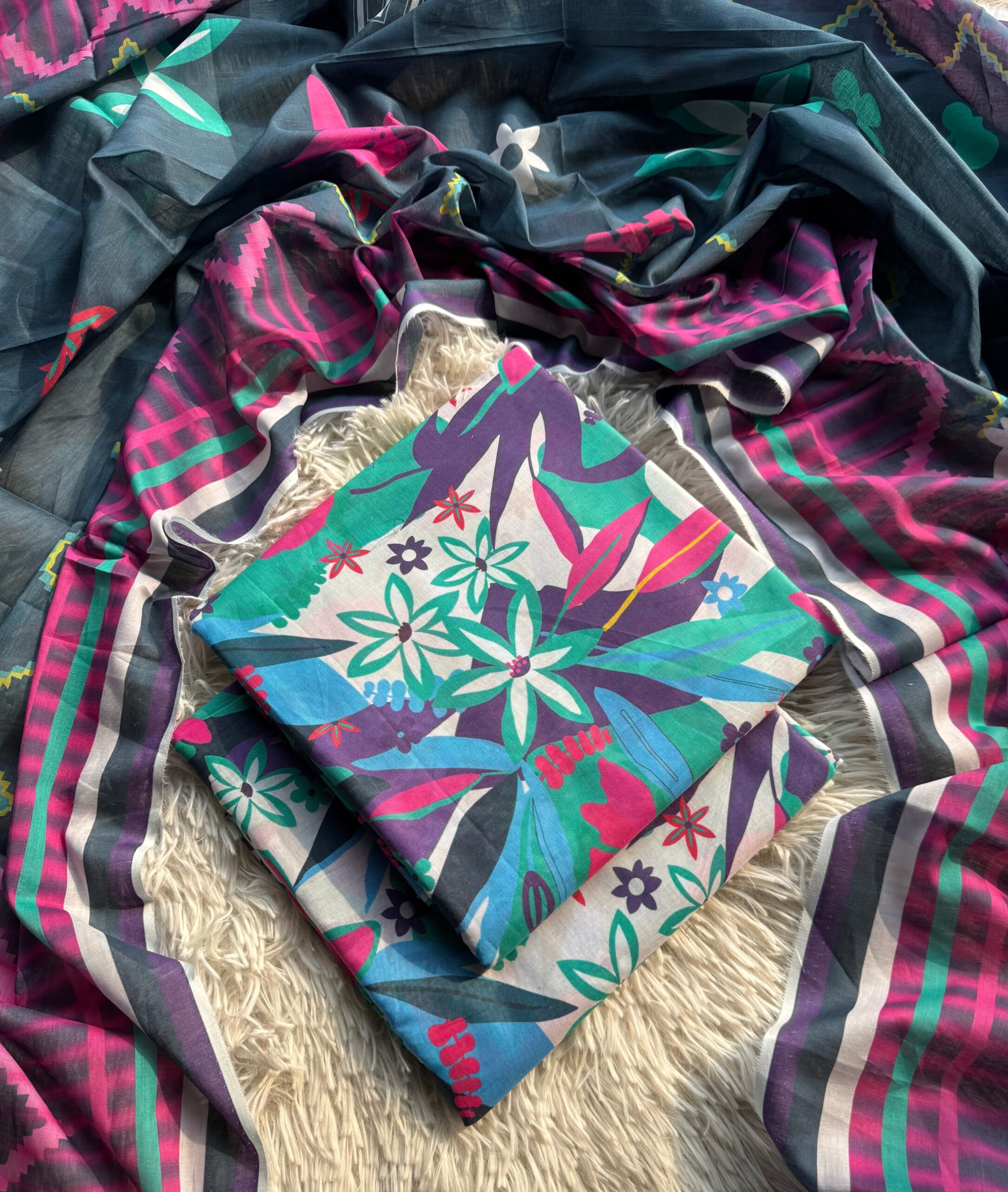 6FCA1CD2-6891-4D45-B676-2DC687378322.jpg Sapphire Lawn 3pc - Image 1