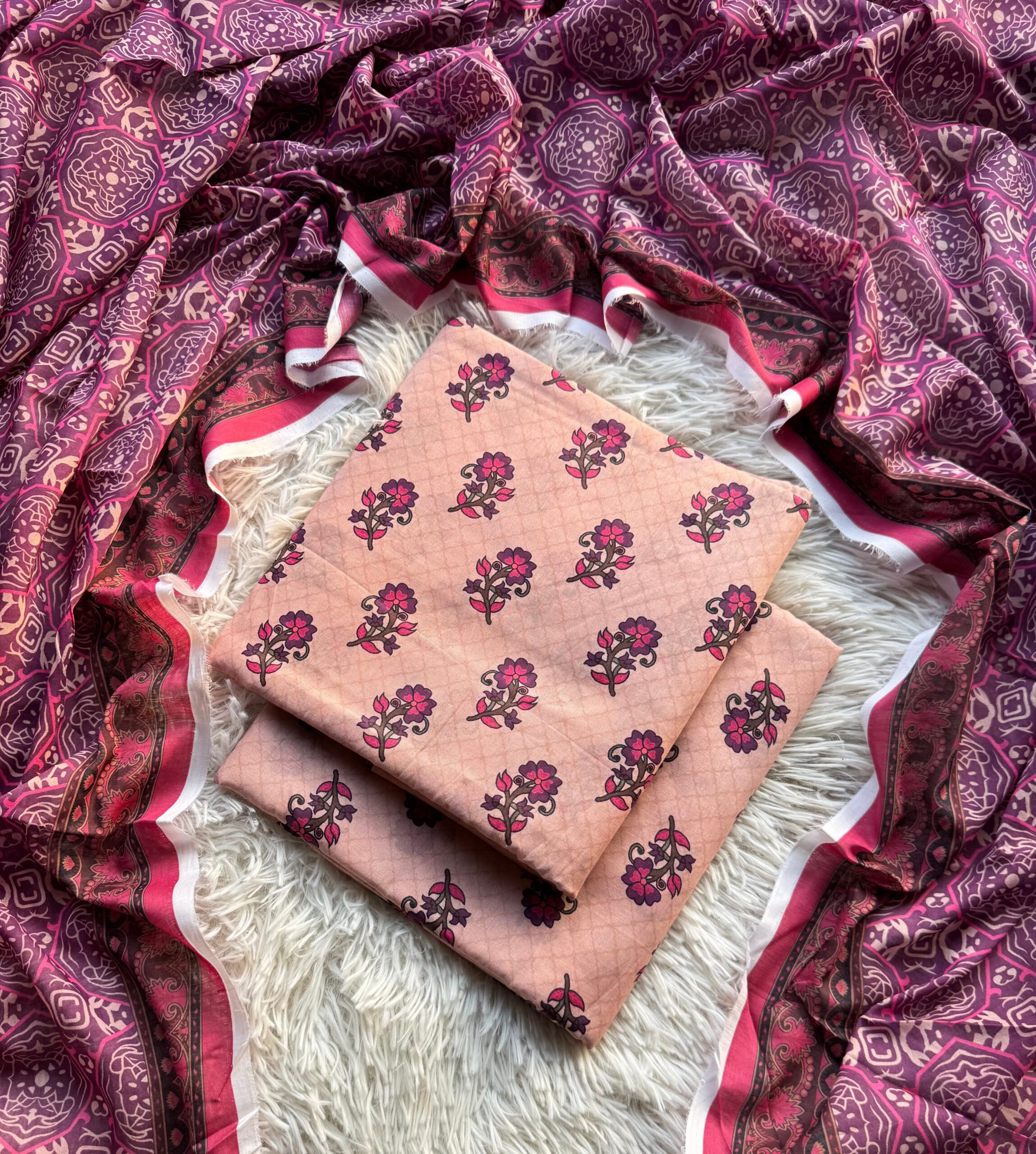 F817F0AE-EF3F-48DB-9B1E-0BFB8D8ABBF4.jpg Sapphire Lawn 3pc - Image 1