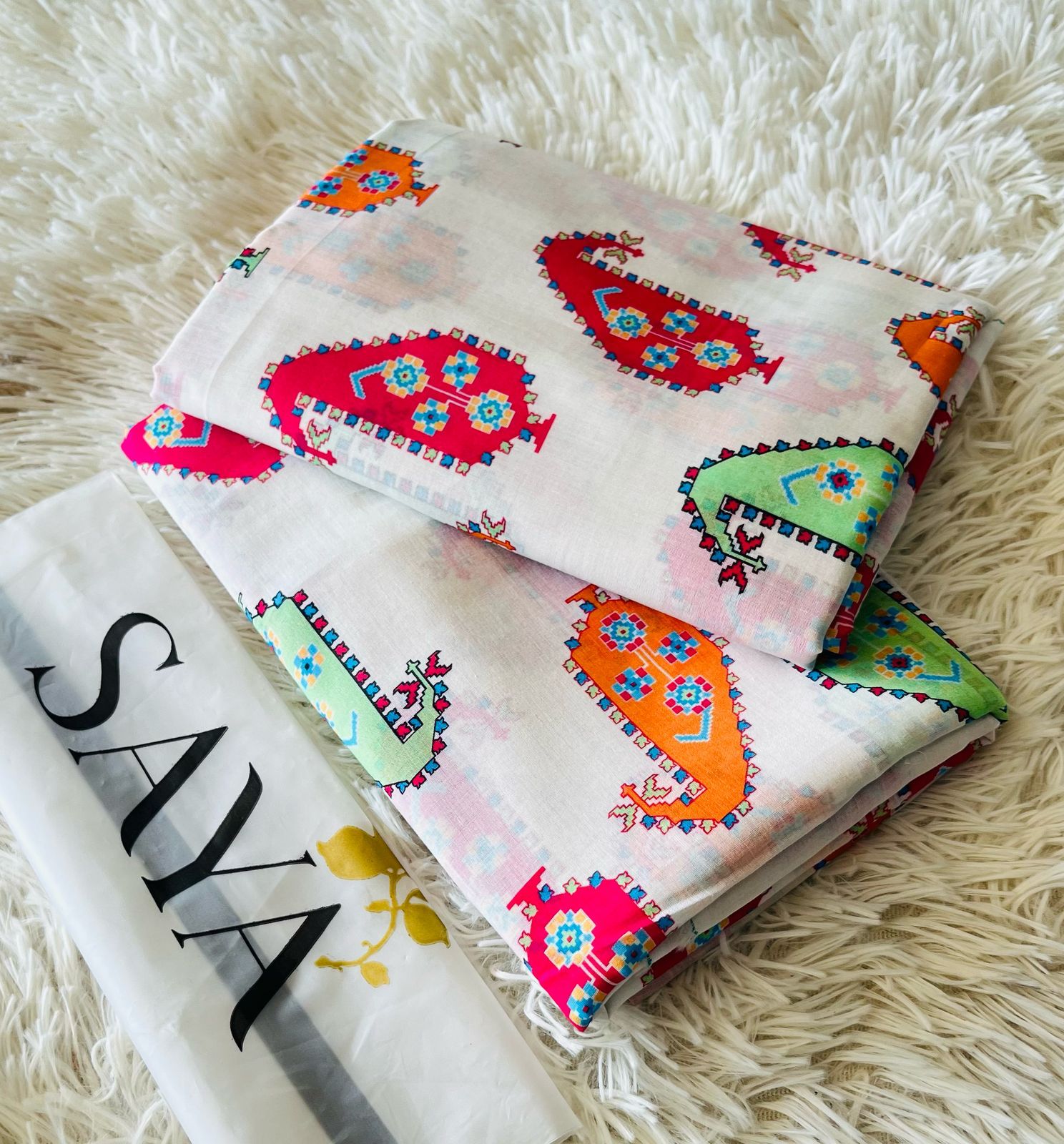 SayaLawn2Pc812.jpg Saya lawn 2pc - Image 1